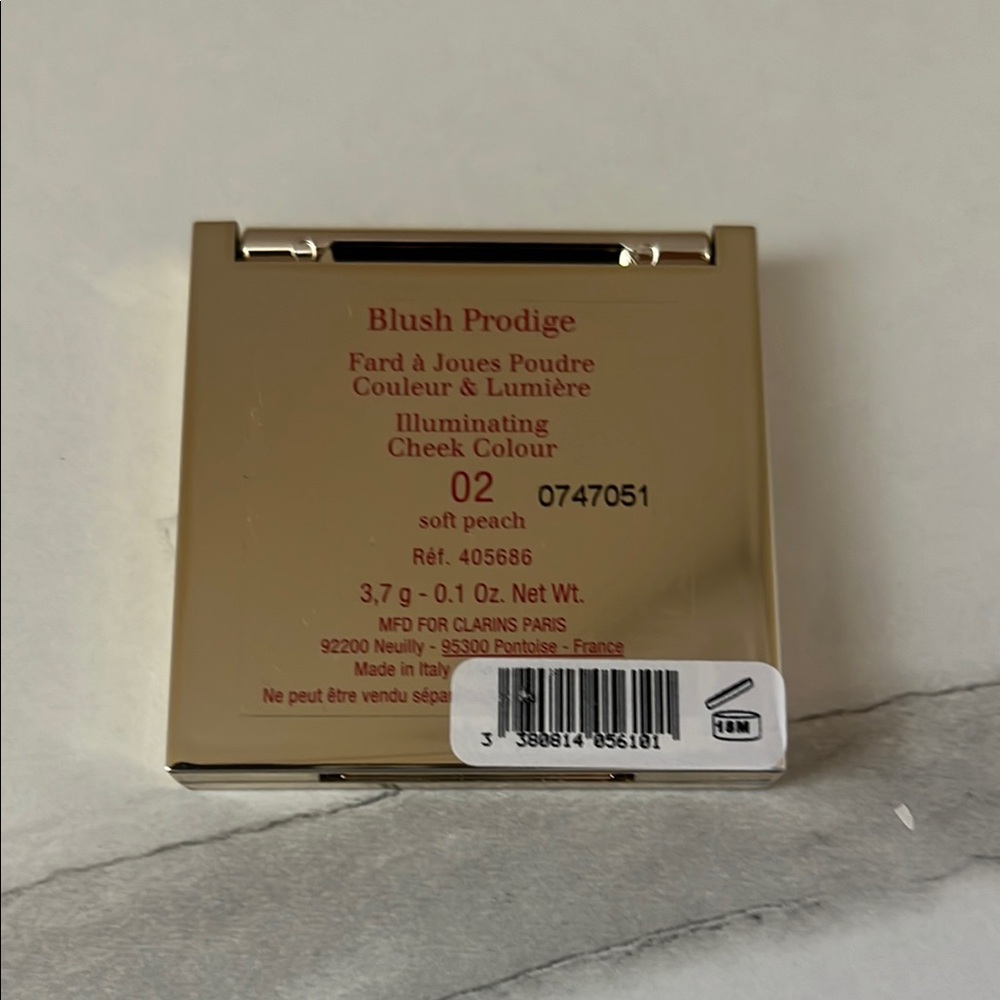 2 blushes ❤️❤️
Clarins Soft Peach Blush Prodige  .1 oz - Picture 5 of 5